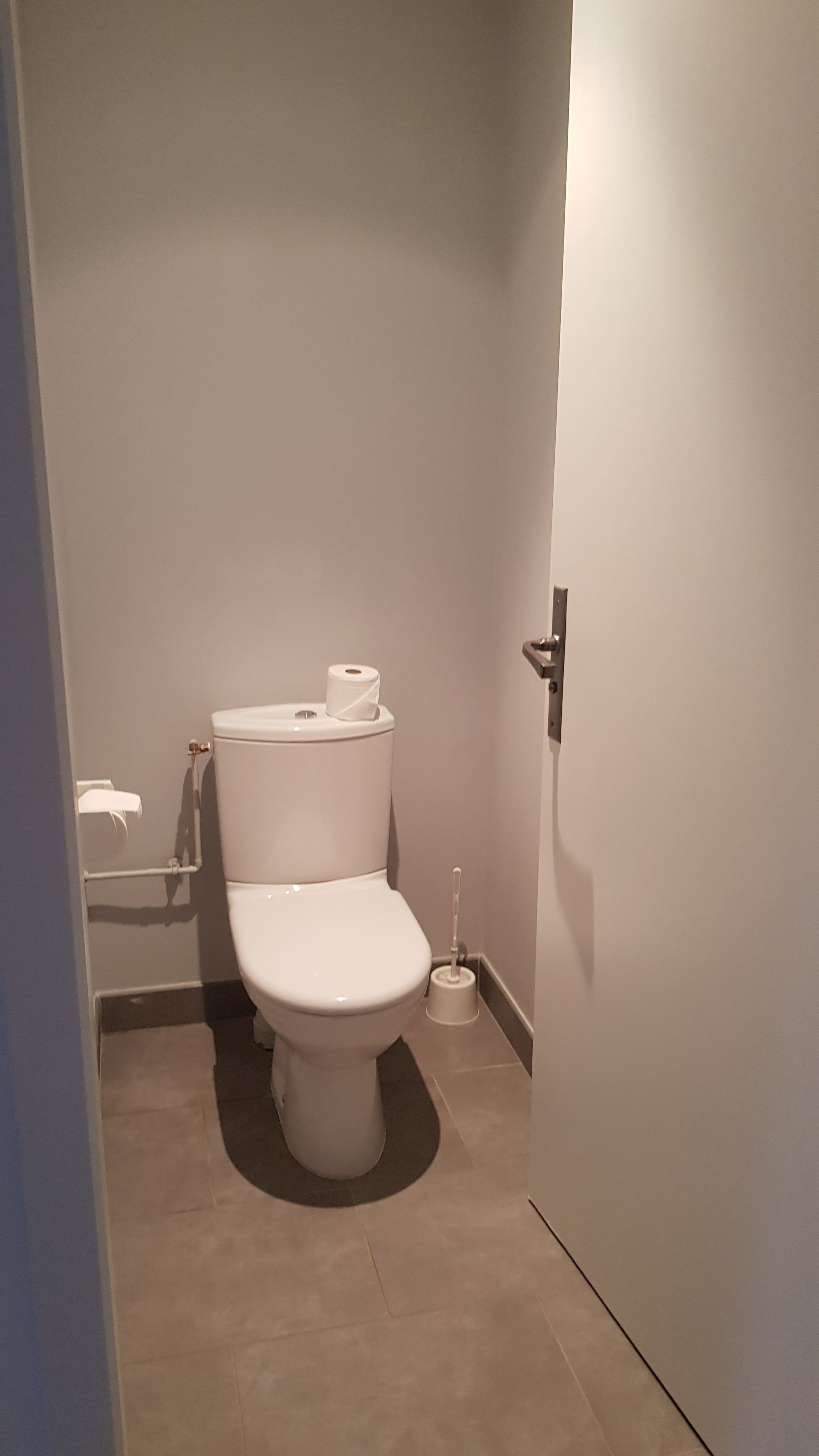 quadruple room | bathroom | free toiletries, hair dryer, towels