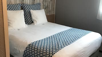 Individually furnished, desk, soundproofing, free cots/infant beds