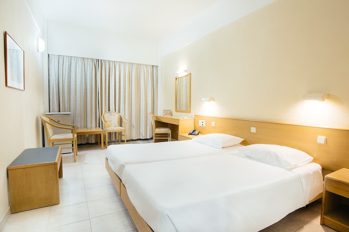 In-room safe, desk, soundproofing, iron/ironing board (on request)