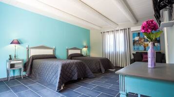 Superior Twin kamer | Een minibar, een kluis op de kamer, individueel gedecoreerd