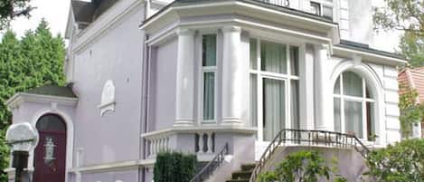 Façade de lâhĂ©bergement