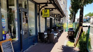 Property entrance - Hotel Le Marceau (Limoges)
