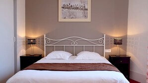 Comfort Double Room - Hotel Le Marceau (Limoges)