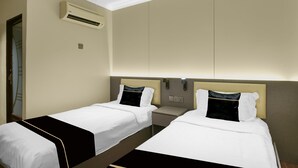 Rollaway beds, WiFi (free) - Hotel O GHC Near Penang Street Art (George Town)