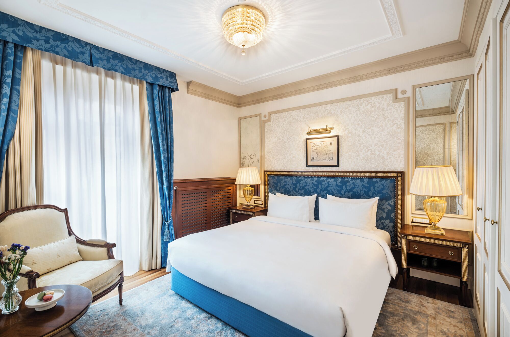 Grand, Deluxe Suite | Premium bedding, pillow-top beds, minibar, in-room safe