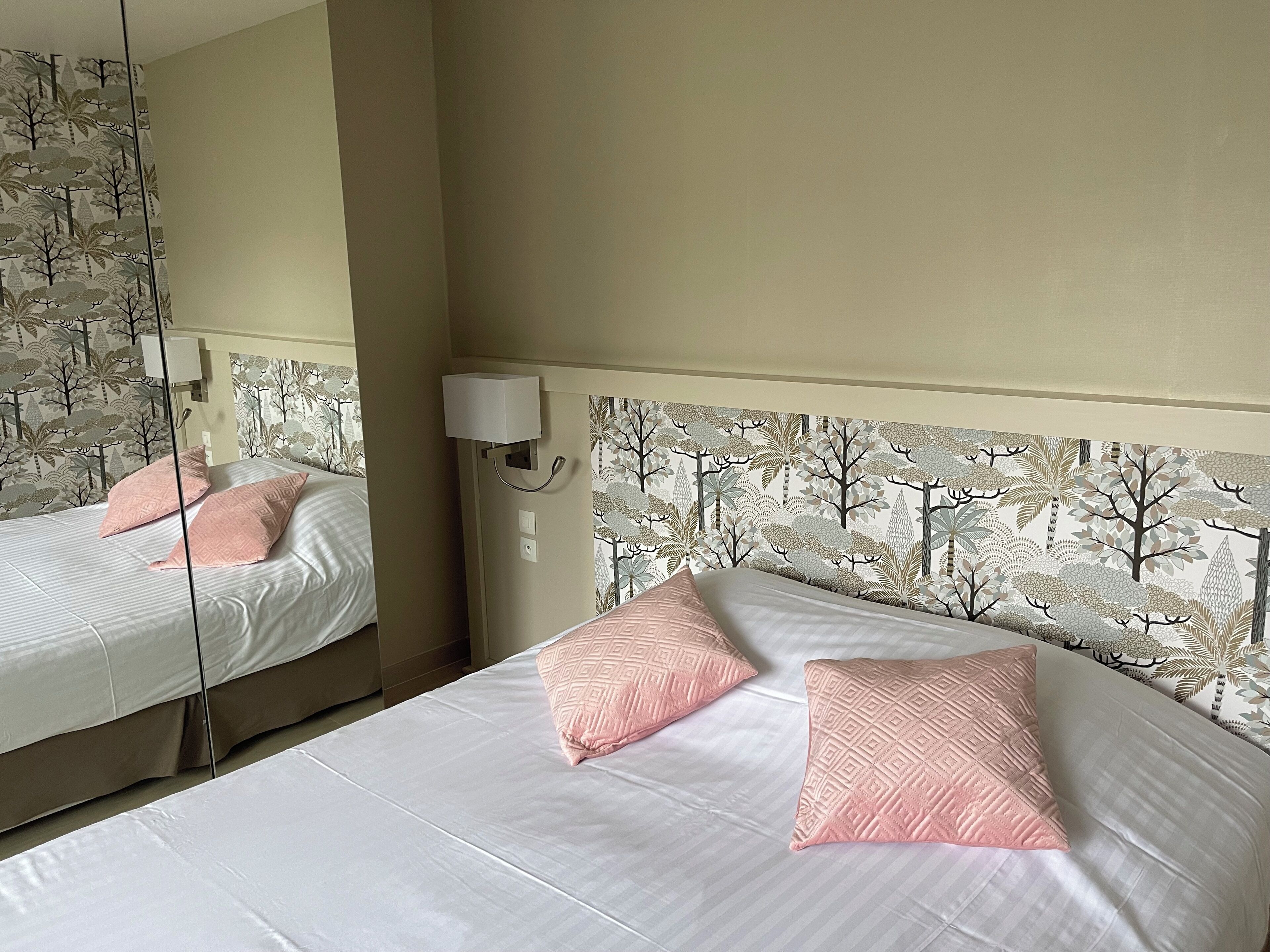 double room | in-room safe, desk, soundproofing, iron/ironing board