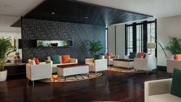 2 bars/lounges, sports bar