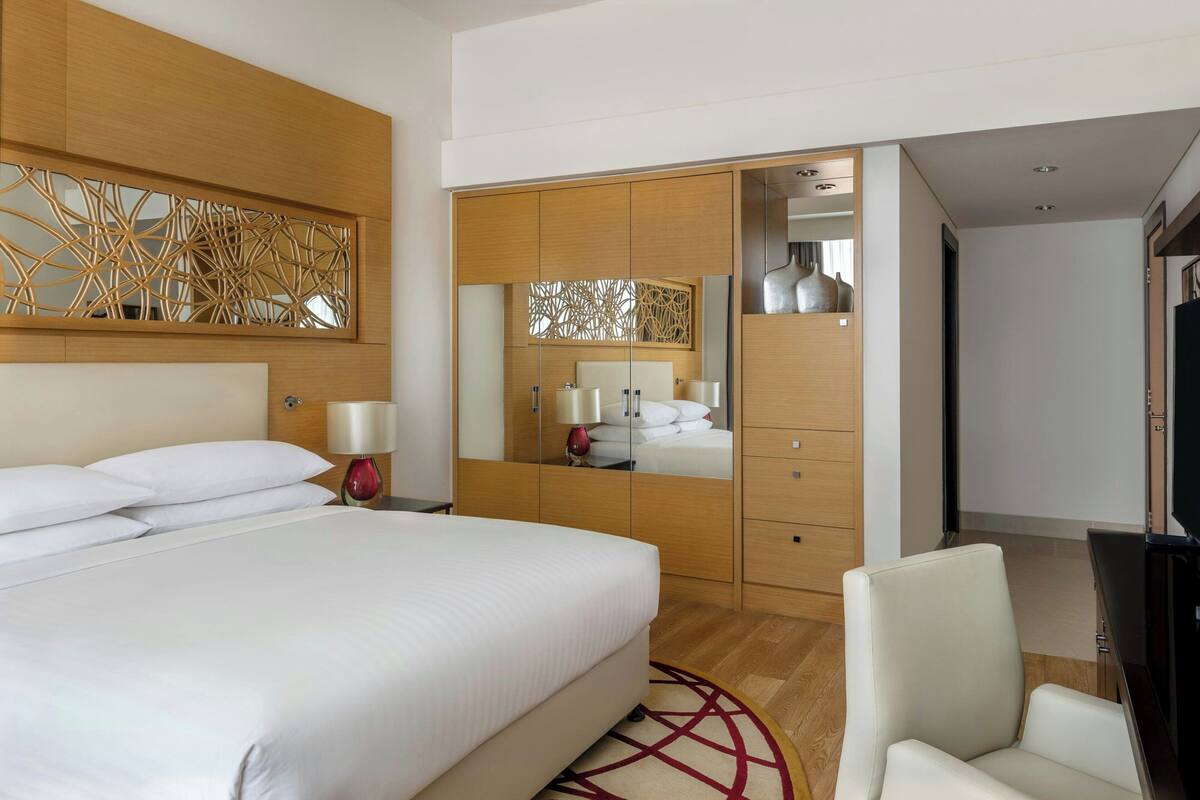 Apartment, 3 Bedrooms (Free Shuttle to La Mer & Dubai Mall)