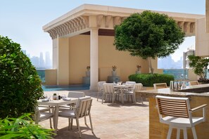 5 restaurants servant le déjeuner, le dßner, le souper et le brunch