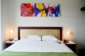 Quarto standard | Roupas de cama premium, cofres nos quartos, escrivaninha