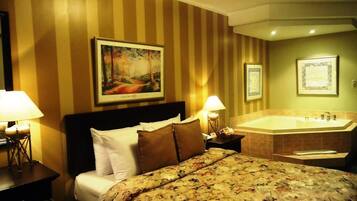 Down duvets, in-room safe, individually furnished, desk