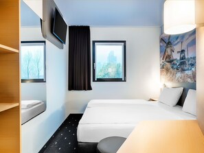 Ropa de cama hipoalergénica, escritorio, wifi gratis y ropa de cama 