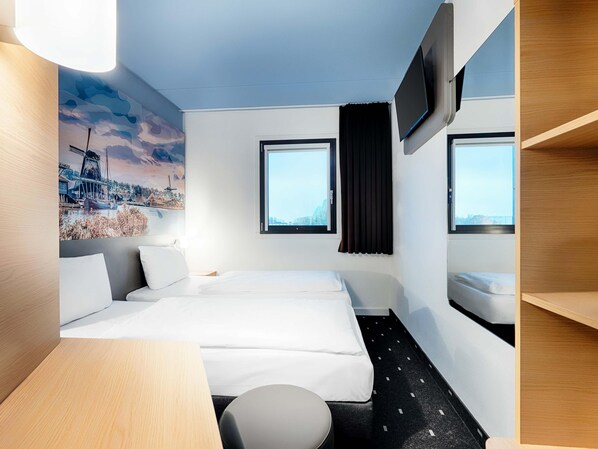 Hypo-allergenic bedding, desk, free WiFi, bed sheets - B&B Hotel Amsterdam-Zaandam (Zaandam)