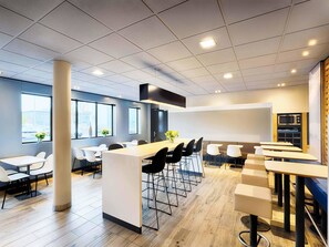 Dining - B&B Hotel Amsterdam-Zaandam (Zaandam)
