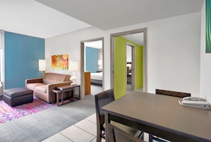 Living area - Home2 Suites by Hilton Rochester Henrietta, NY (Rochester)