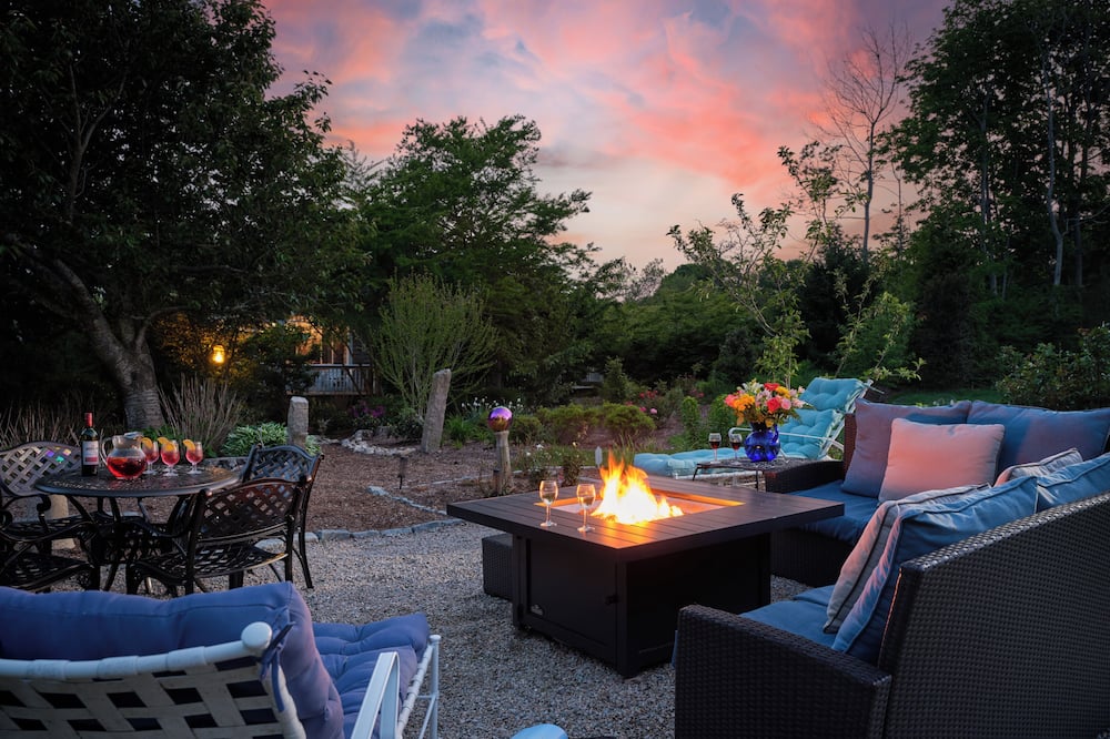 The Palmer House Inn