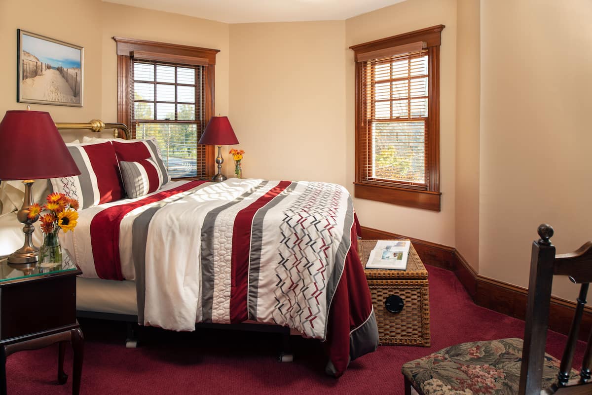 Classic Room | Premium bedding, individually decorated, individually furnished