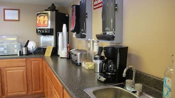 Petit déjeuner buffet compris tous les jours