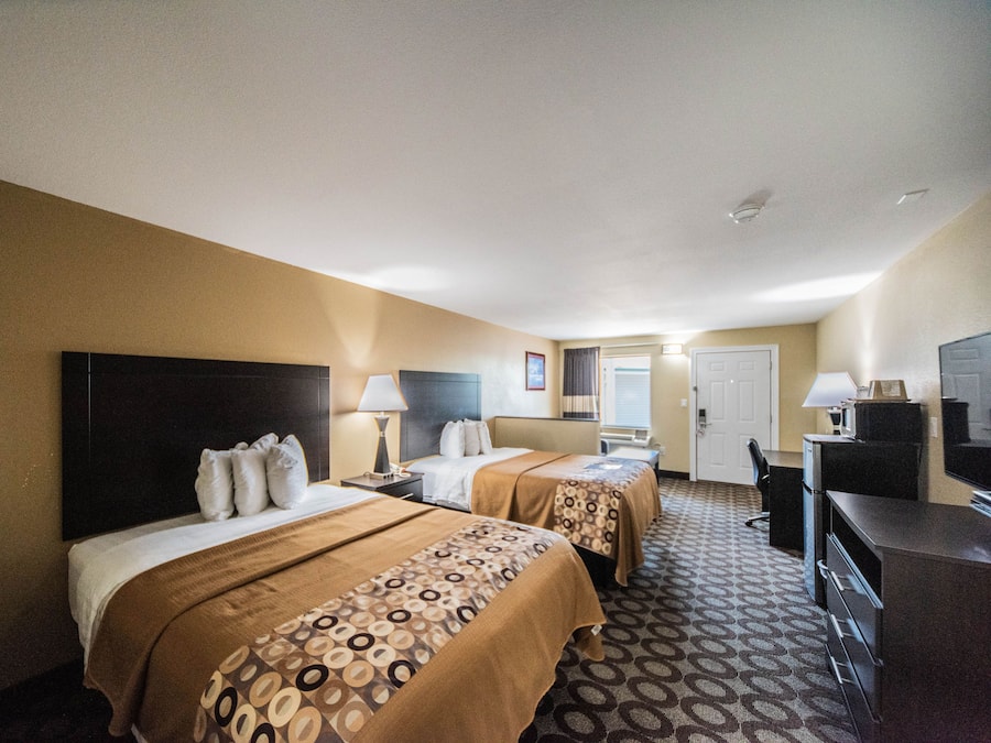 Suite, niet-roken | Luxe beddengoed, een bureau, een strijkplank/strijkijzer, babybedden