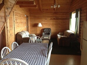 Cabaña, 2 habitaciones, cocina (Cabin #4) | Servicio a la habitación