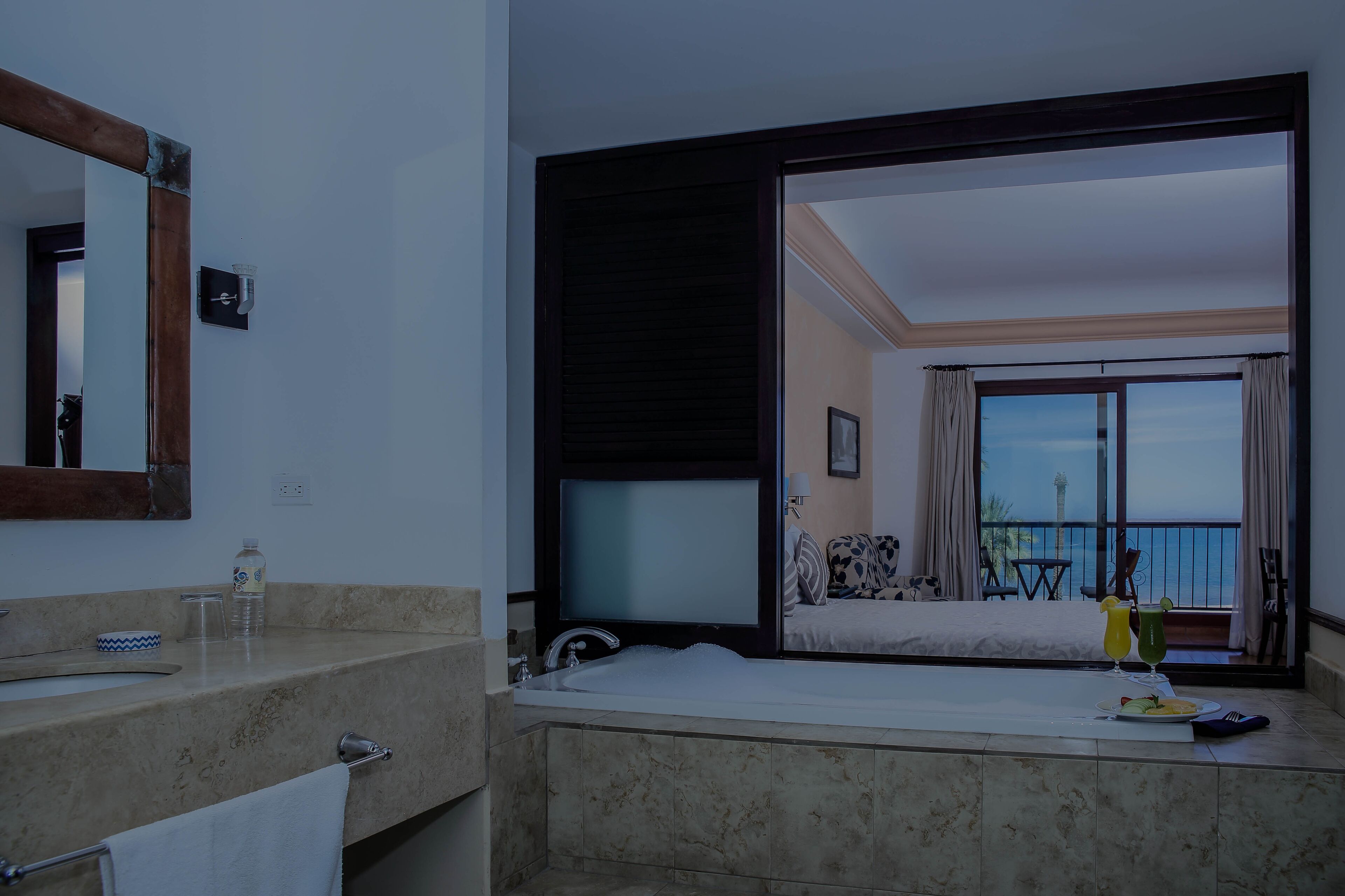 1 bedroom, minibar, in-room safe, individually decorated