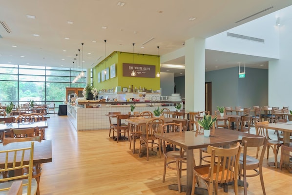 Breakfast, lunch, dinner served; local and international cuisine