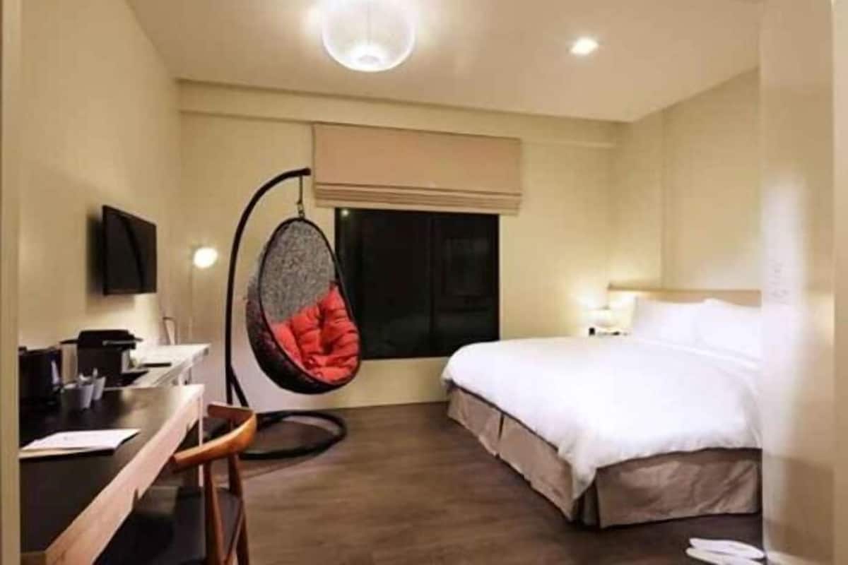 In-room safe, desk, laptop workspace, blackout drapes