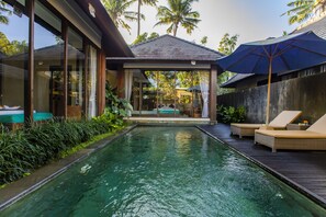 Biệt thự, 2 phòng ngủ, hồ bơi riêng | Nệm Select Comfort, minibar, két bảo mật tại phòng, bàn 