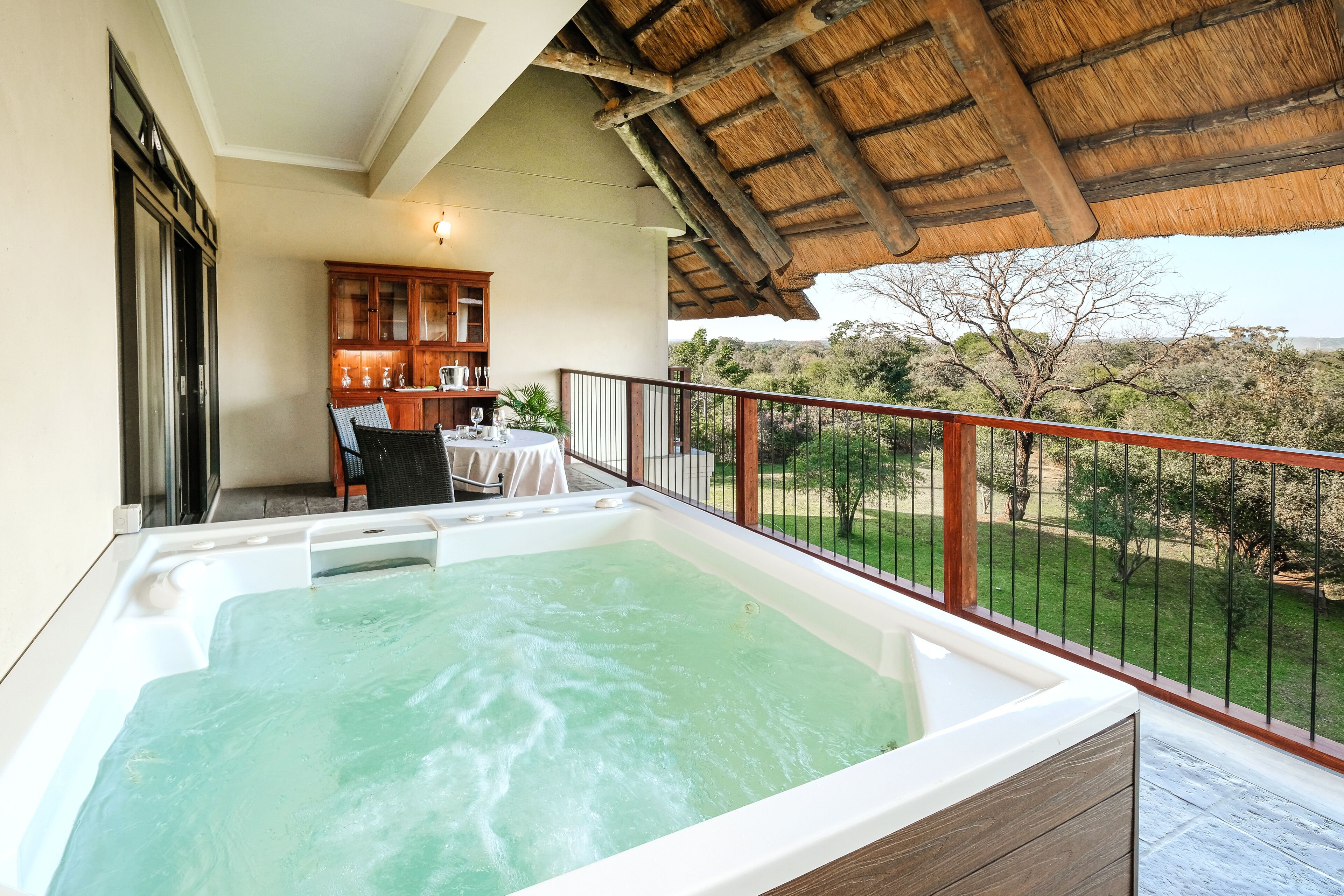 Suite (Strathearn) | Terrace/patio