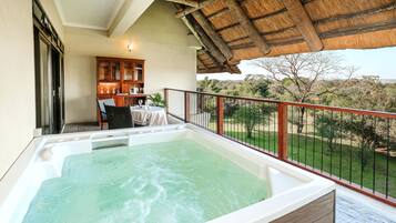 Suite (Strathearn) | Terrace/patio