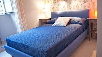 Individually decorated, free WiFi, bed sheets