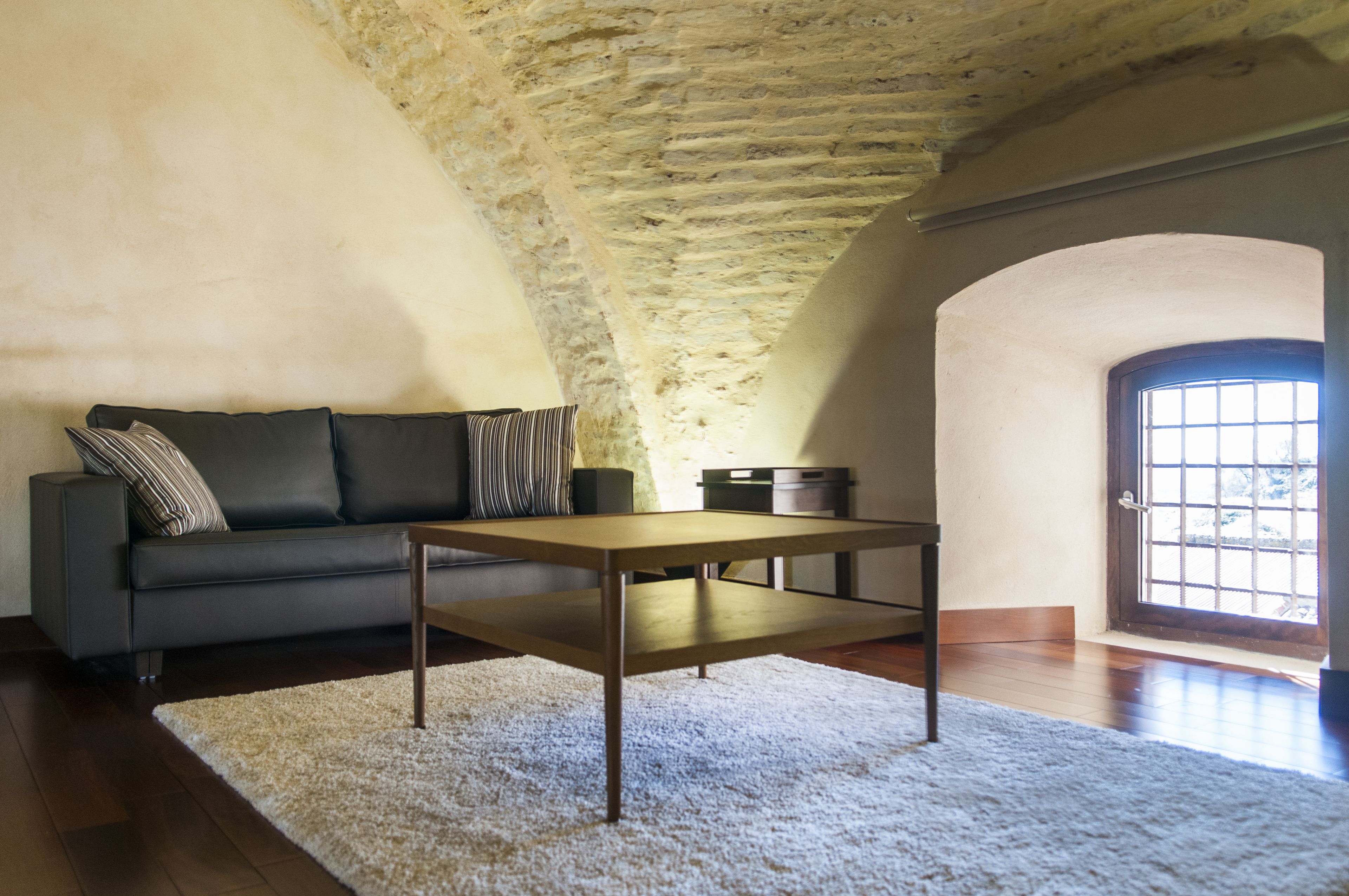 junior suite | living area | led tv