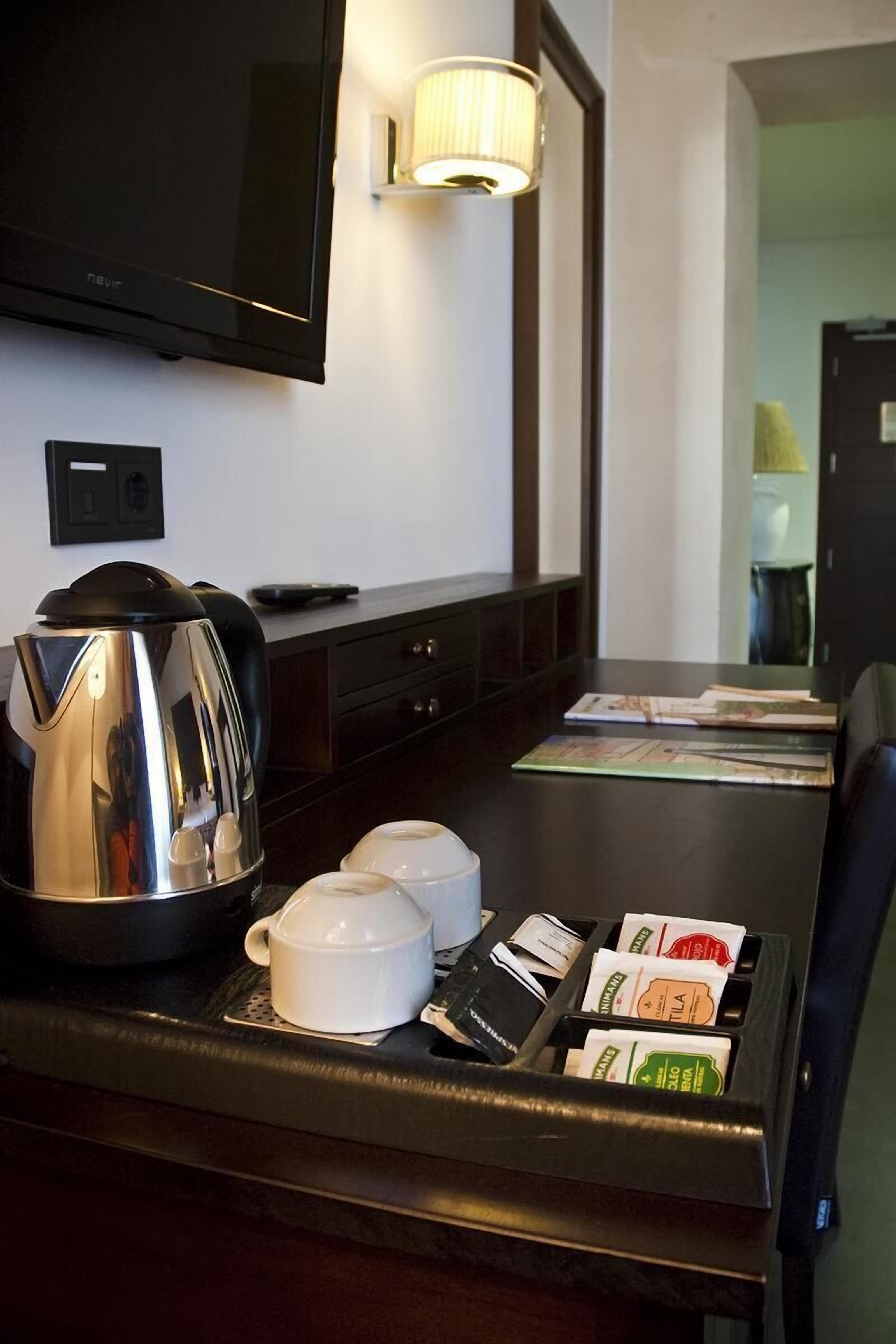 room (coro) | 1 bedroom, minibar, in-room safe, desk