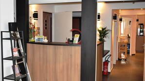 Reception - Hotel Lapeyronie (Montpellier)