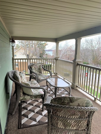 Signature Suite, 1 Queen Bed, Balcony (Brock Suite) | Balcony view
