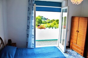 In-room safe, cots/infant beds, rollaway beds - Bristol Hotel (Lacco Ameno)