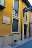 Fachada da propriedade