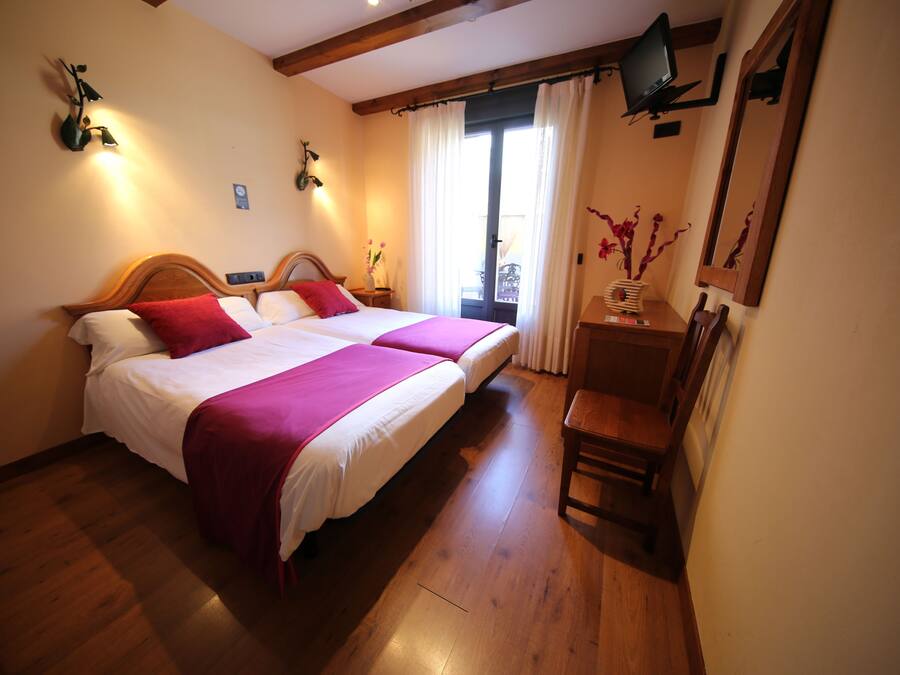 Muebles diferentes y sistema de insonorización