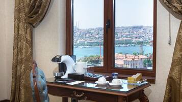 Grand Deluxe Room with Golden Horn View | Ausblick vom Zimmer