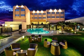 Exterior - Golden Tulip Bhiwadi (Tijara)