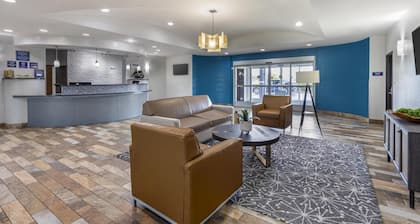 Best Western Plus Fort Worth Forest Hill Inn & Suites
