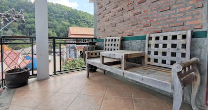 Baan Por Jai