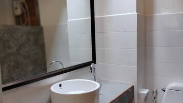 Ducha y cabezal de ducha tipo lluvia