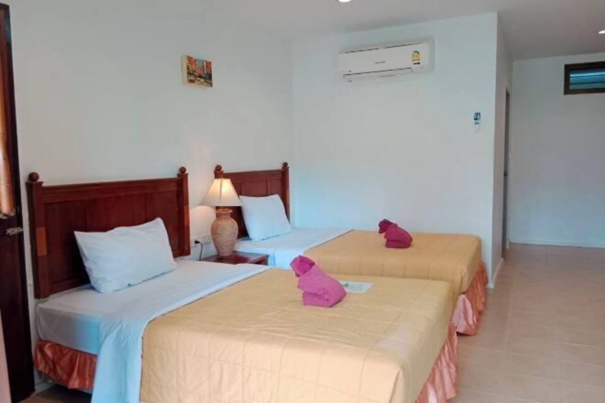 In-room safe, blackout drapes, rollaway beds (surcharge), WiFi (free)