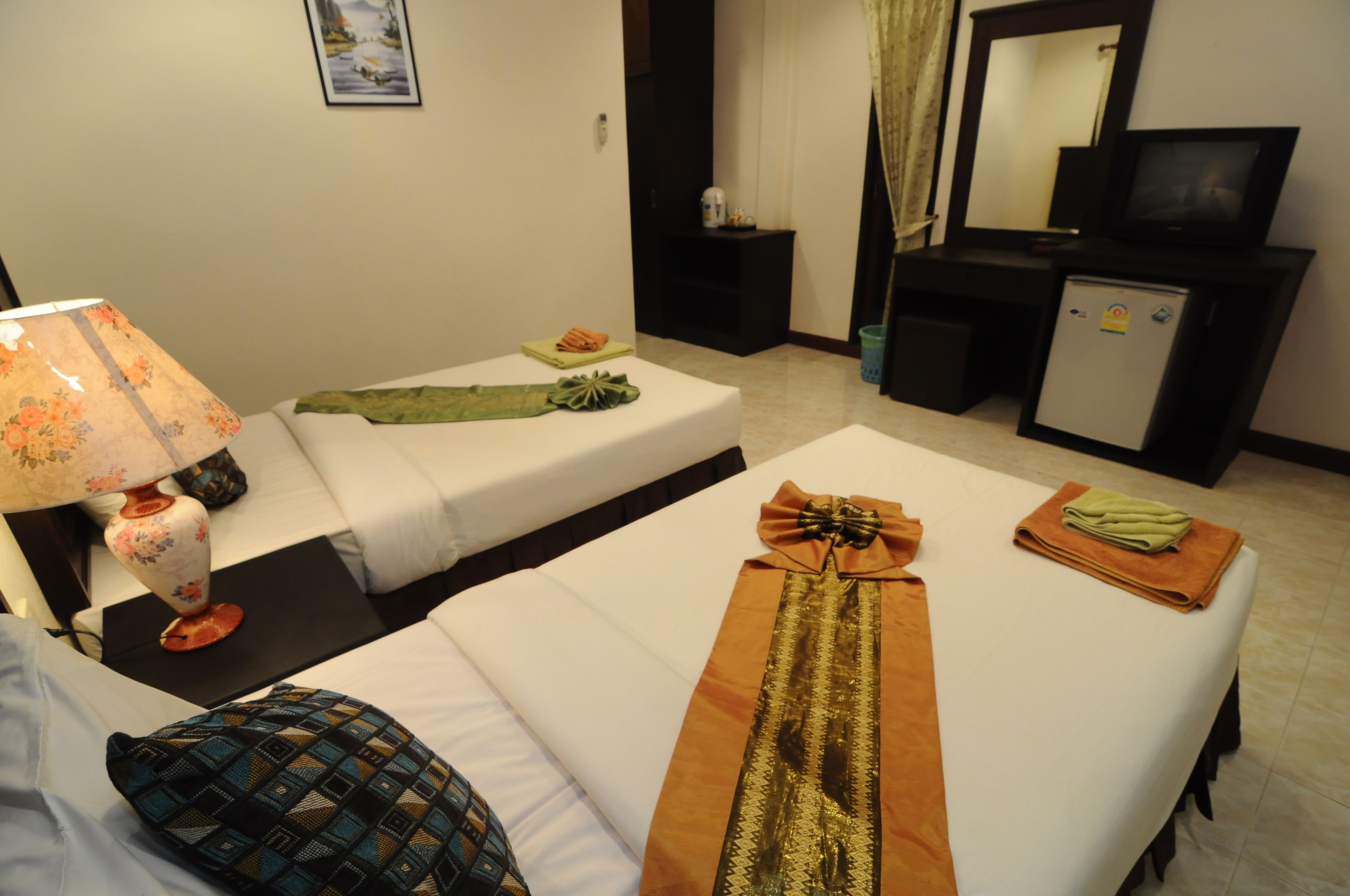 deluxe room | minibar, blackout curtains, rollaway beds, free wifi