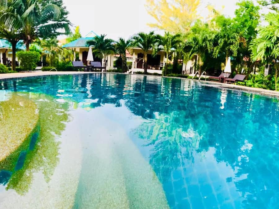 Outdoor pool, sun loungers