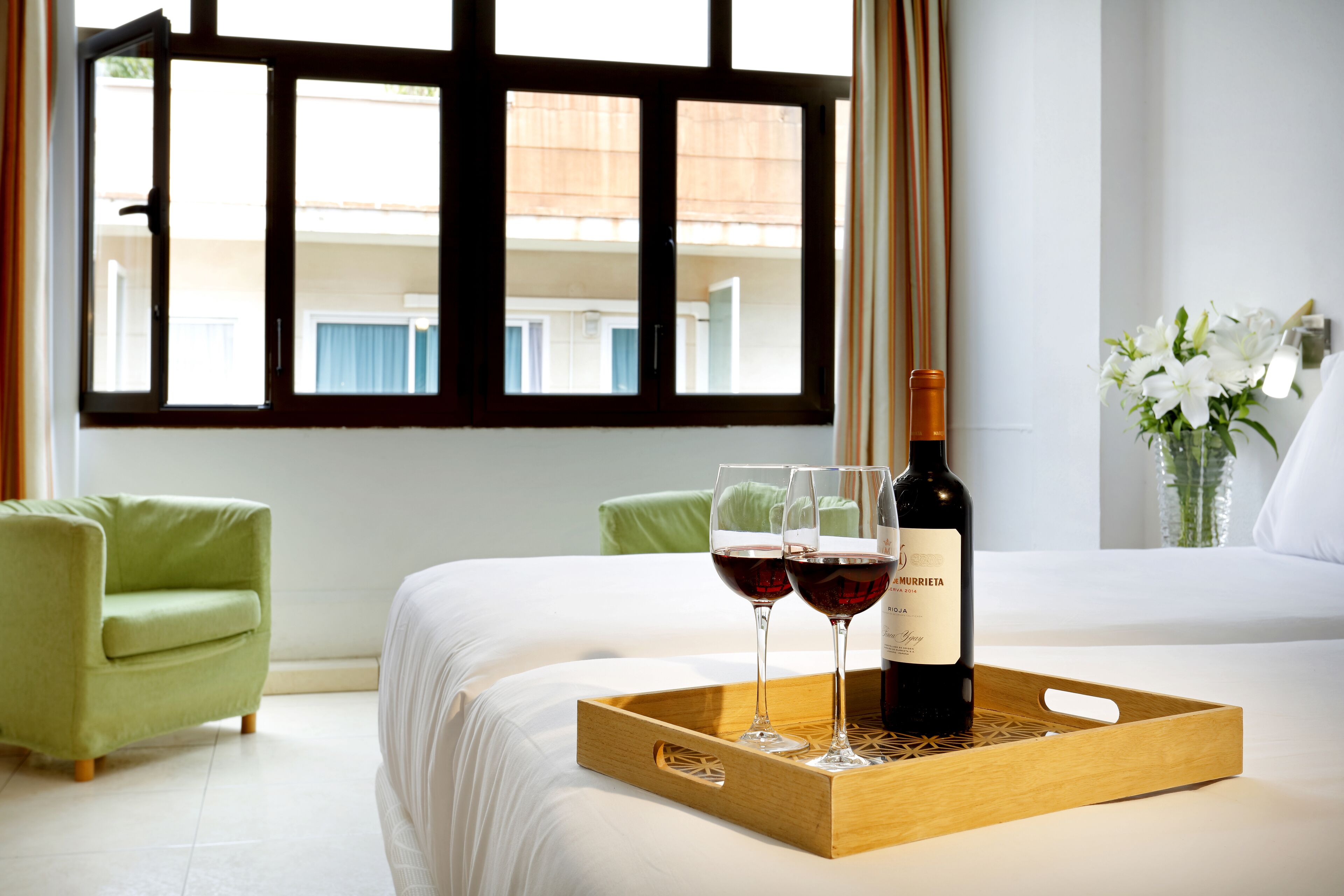 In-room safe, free WiFi, bed sheets