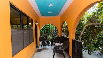 Standard Quadruple Room | Terrace/patio