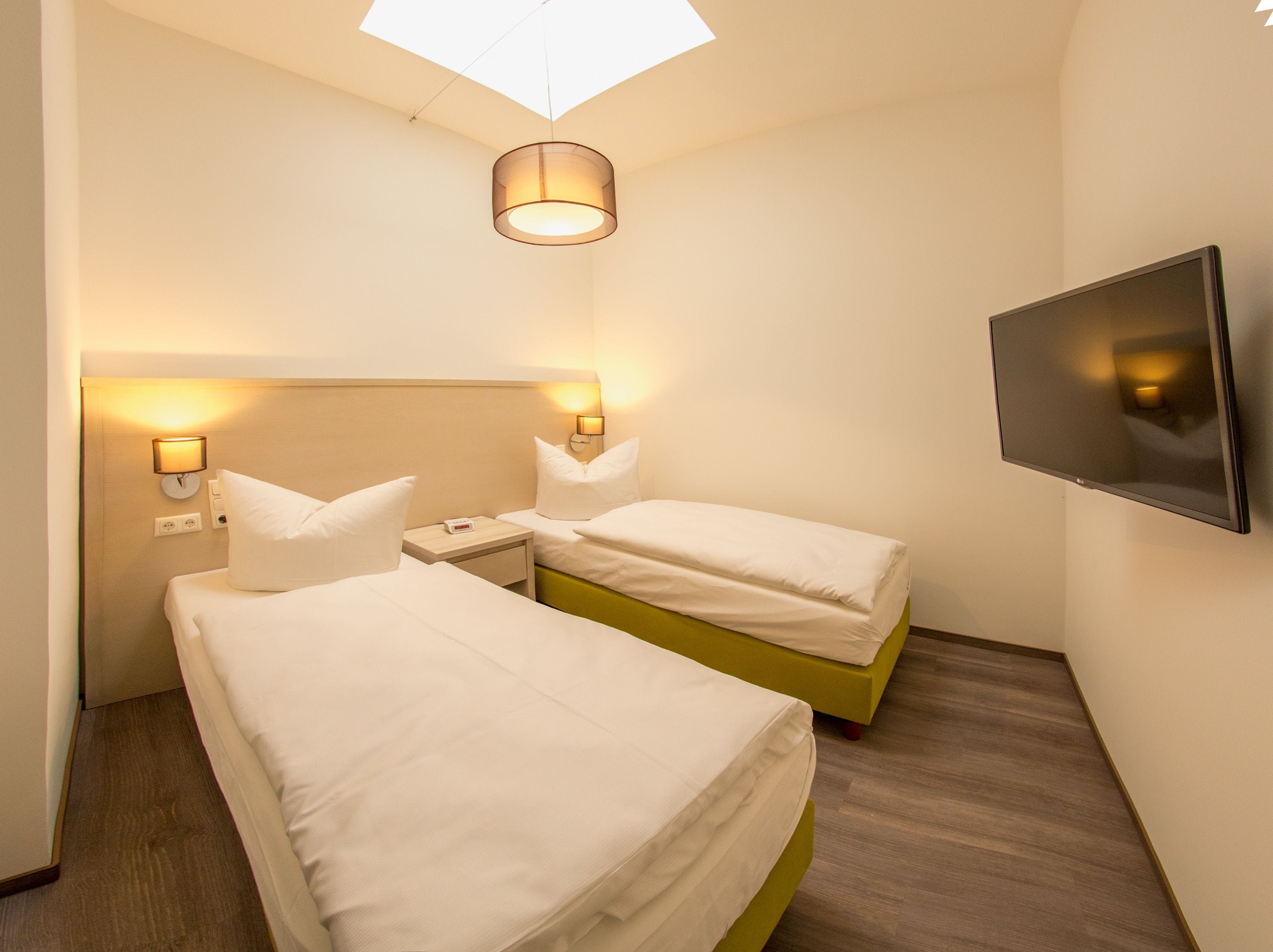 family apartment, 2 bedrooms | hypo-allergenic bedding, minibar, in-room safe, desk