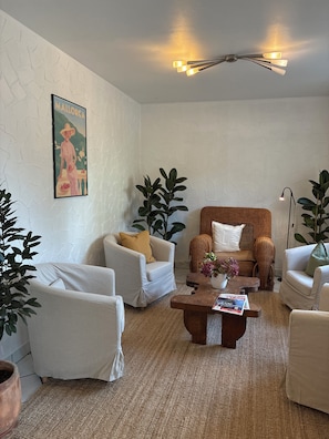 Sala de estar en el lobby